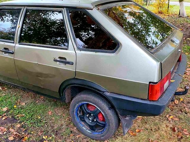 Сірий ВАЗ 2109, об'ємом двигуна 1.5 л та пробігом 0 тис. км за 800 $, фото 1 на Automoto.ua