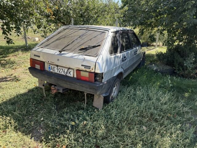 Серый ВАЗ 2109, объемом двигателя 1.5 л и пробегом 200 тыс. км за 850 $, фото 4 на Automoto.ua