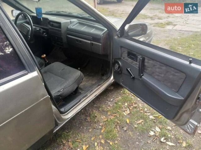 ВАЗ 2109 2000 у Львові на Automoto.ua Сірий ВАЗ 2109, об'ємом двигуна 1.46 л та пробігом 200 тис. км за 600 $, фото 14 на Automoto.ua