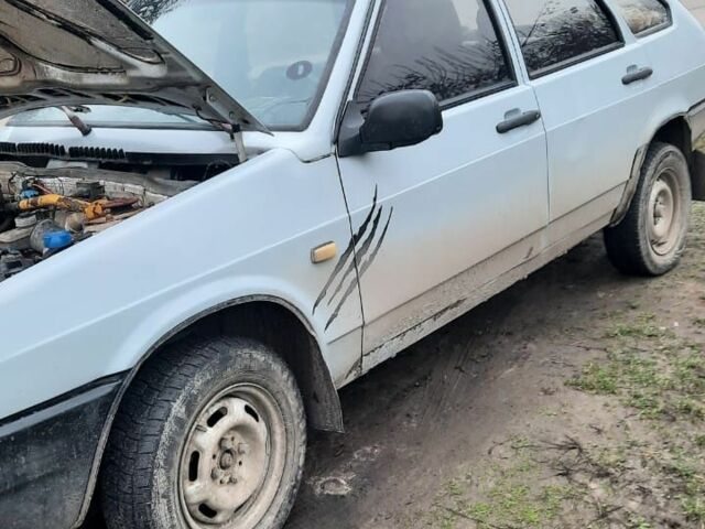 Серый ВАЗ 2109, объемом двигателя 1 л и пробегом 280 тыс. км за 1184 $, фото 1 на Automoto.ua