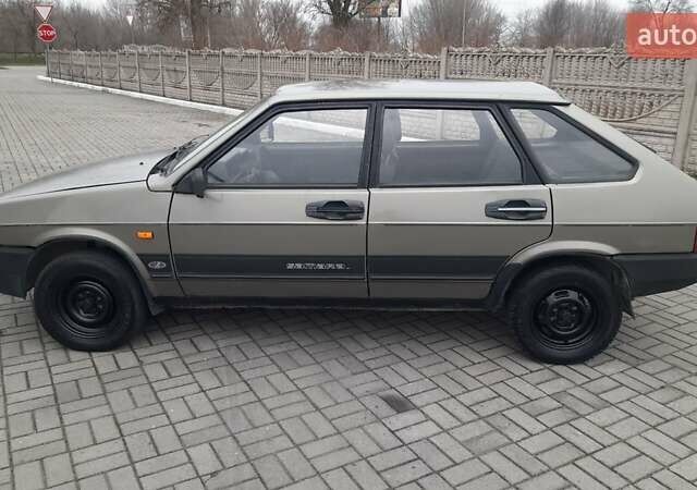 Сірий ВАЗ 2109, об'ємом двигуна 1.5 л та пробігом 153 тис. км за 1200 $, фото 4 на Automoto.ua