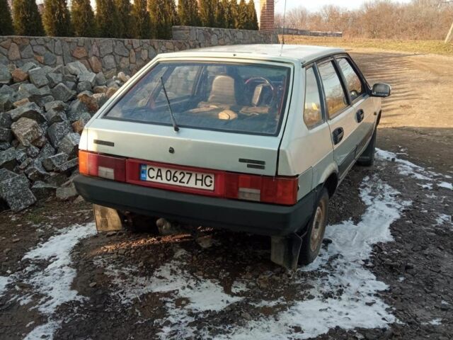 Сірий ВАЗ 2109, об'ємом двигуна 1.5 л та пробігом 250 тис. км за 1000 $, фото 1 на Automoto.ua
