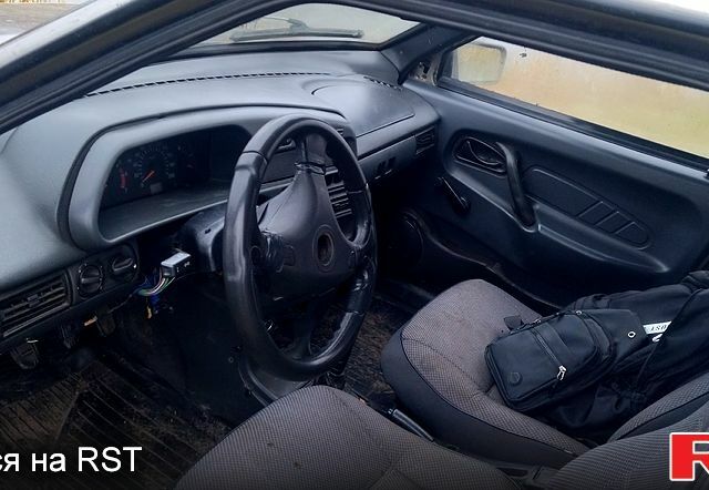 Серый ВАЗ 2109, объемом двигателя 1.5 л и пробегом 100 тыс. км за 1000 $, фото 5 на Automoto.ua