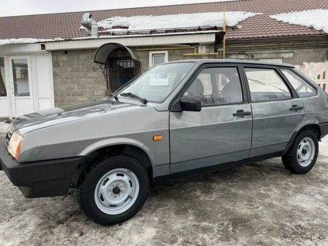 Серый ВАЗ 2109, объемом двигателя 1.5 л и пробегом 277 тыс. км за 900 $, фото 2 на Automoto.ua