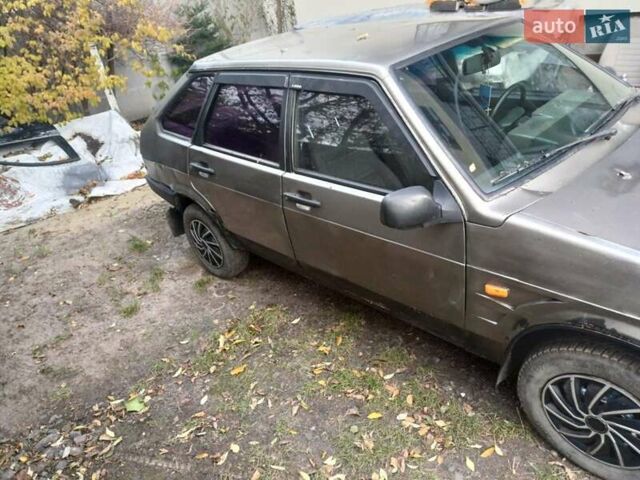 Серый ВАЗ 2109, объемом двигателя 1.46 л и пробегом 200 тыс. км за 600 $, фото 6 на Automoto.ua