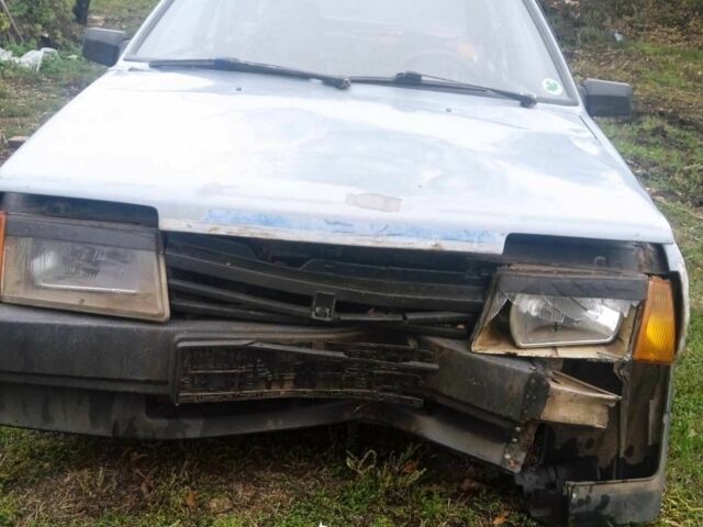 Серый ВАЗ 2109, объемом двигателя 10 л и пробегом 1000 тыс. км за 476 $, фото 1 на Automoto.ua