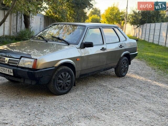 Сірий ВАЗ 2109, об'ємом двигуна 1.5 л та пробігом 297 тис. км за 599 $, фото 2 на Automoto.ua