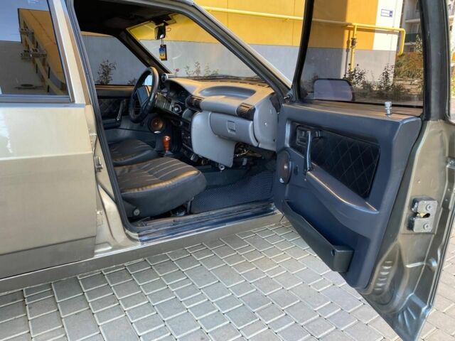 ВАЗ 2109 2001 в Одессе на Automoto.ua Серый ВАЗ 2109, объемом двигателя 1.5 л и пробегом 200 тыс. км за 1950 $, фото 14 на Automoto.ua