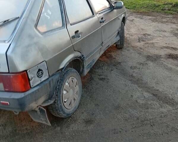 Серый ВАЗ 2109, объемом двигателя 1.5 л и пробегом 350 тыс. км за 667 $, фото 5 на Automoto.ua