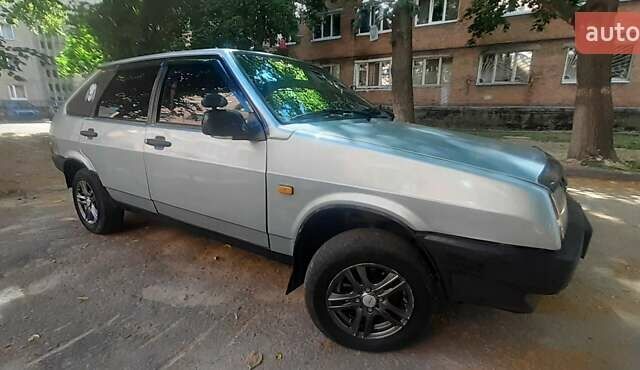 Сірий ВАЗ 2109, об'ємом двигуна 1.5 л та пробігом 300 тис. км за 3000 $, фото 2 на Automoto.ua