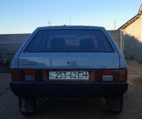 ВАЗ 2109 2001 в Петриковке на Automoto.ua Серый ВАЗ 2109, объемом двигателя 5 л и пробегом 1 тыс. км за 609 $, фото 2 на Automoto.ua
