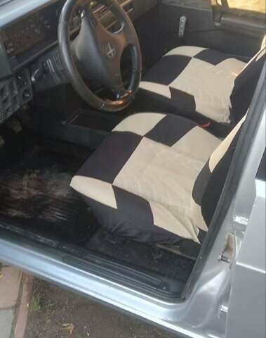 Серый ВАЗ 2109, объемом двигателя 1.5 л и пробегом 200 тыс. км за 1500 $, фото 3 на Automoto.ua