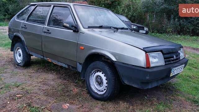 Сірий ВАЗ 2109, об'ємом двигуна 1.5 л та пробігом 300 тис. км за 600 $, фото 6 на Automoto.ua
