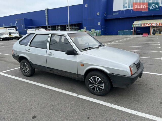 Серый ВАЗ 2109, объемом двигателя 1.5 л и пробегом 335 тыс. км за 1400 $, фото 3 на Automoto.ua