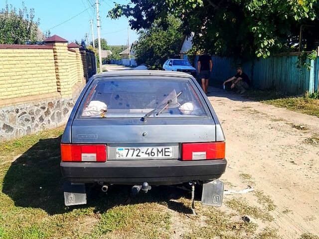 Серый ВАЗ 2109, объемом двигателя 1.5 л и пробегом 266 тыс. км за 800 $, фото 4 на Automoto.ua