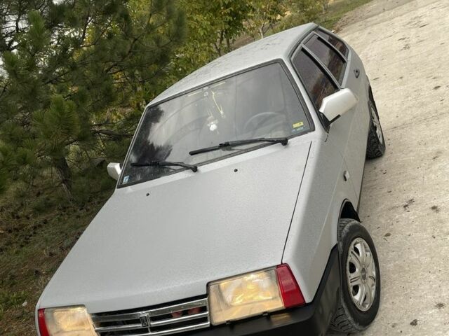 Сірий ВАЗ 2109, об'ємом двигуна 1.5 л та пробігом 207 тис. км за 850 $, фото 4 на Automoto.ua