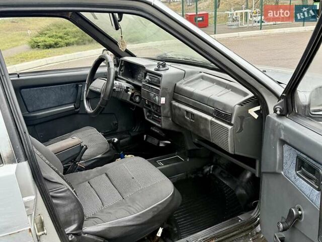 Серый ВАЗ 2109, объемом двигателя 1.5 л и пробегом 200 тыс. км за 999 $, фото 11 на Automoto.ua