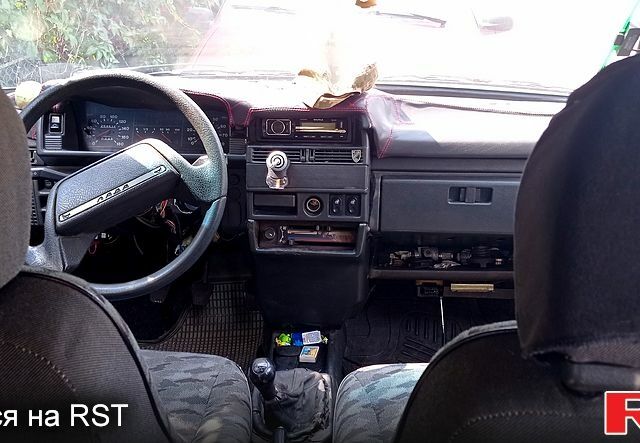 Серый ВАЗ 2109, объемом двигателя 1.5 л и пробегом 300 тыс. км за 1000 $, фото 2 на Automoto.ua