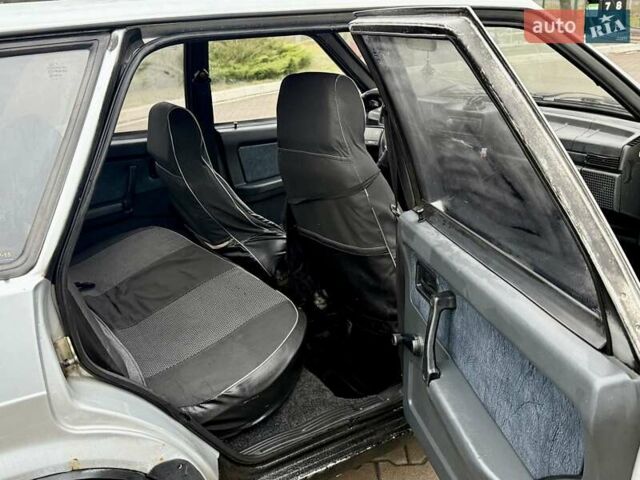 Серый ВАЗ 2109, объемом двигателя 1.5 л и пробегом 200 тыс. км за 999 $, фото 12 на Automoto.ua