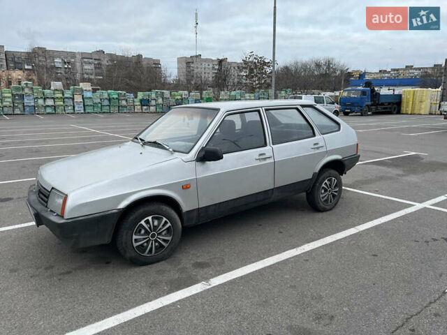 Серый ВАЗ 2109, объемом двигателя 1.5 л и пробегом 335 тыс. км за 1400 $, фото 12 на Automoto.ua