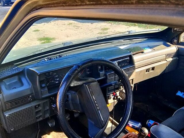 Серый ВАЗ 2109, объемом двигателя 1.5 л и пробегом 266 тыс. км за 800 $, фото 1 на Automoto.ua