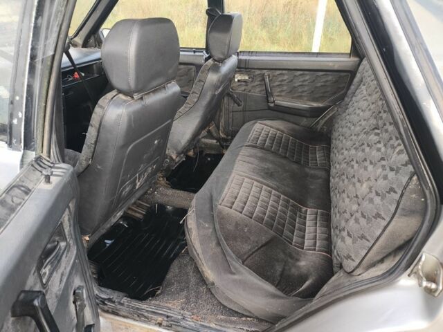 Серый ВАЗ 2109, объемом двигателя 1.5 л и пробегом 200 тыс. км за 650 $, фото 5 на Automoto.ua