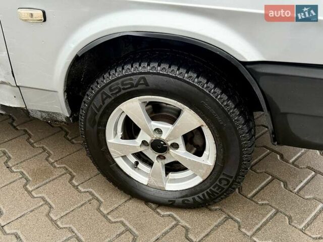 Серый ВАЗ 2109, объемом двигателя 1.5 л и пробегом 200 тыс. км за 999 $, фото 16 на Automoto.ua