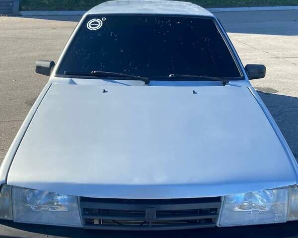 Серый ВАЗ 2109, объемом двигателя 1.5 л и пробегом 200 тыс. км за 1800 $, фото 5 на Automoto.ua