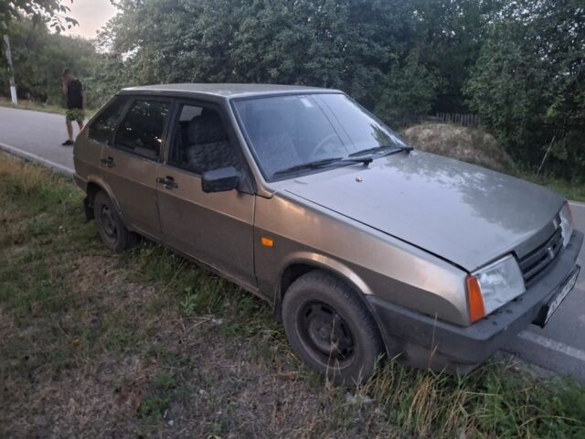 Серый ВАЗ 2109, объемом двигателя 0 л и пробегом 115 тыс. км за 961 $, фото 1 на Automoto.ua