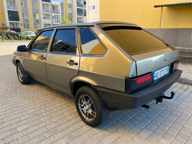 ВАЗ 2109 2001 в Одессе на Automoto.ua Серый ВАЗ 2109, объемом двигателя 1.5 л и пробегом 200 тыс. км за 1950 $, фото 7 на Automoto.ua