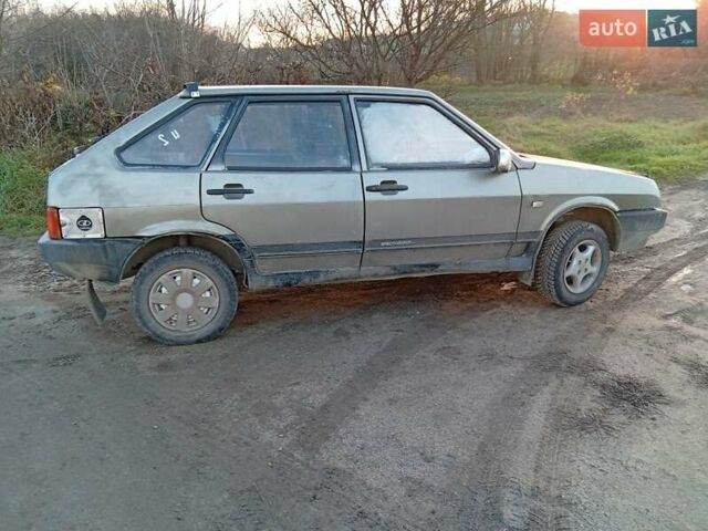 Серый ВАЗ 2109, объемом двигателя 1.5 л и пробегом 350 тыс. км за 667 $, фото 3 на Automoto.ua