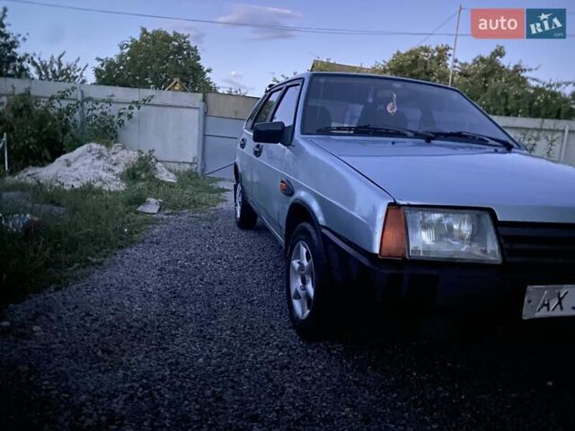 Серый ВАЗ 2109, объемом двигателя 1.5 л и пробегом 175 тыс. км за 1400 $, фото 1 на Automoto.ua