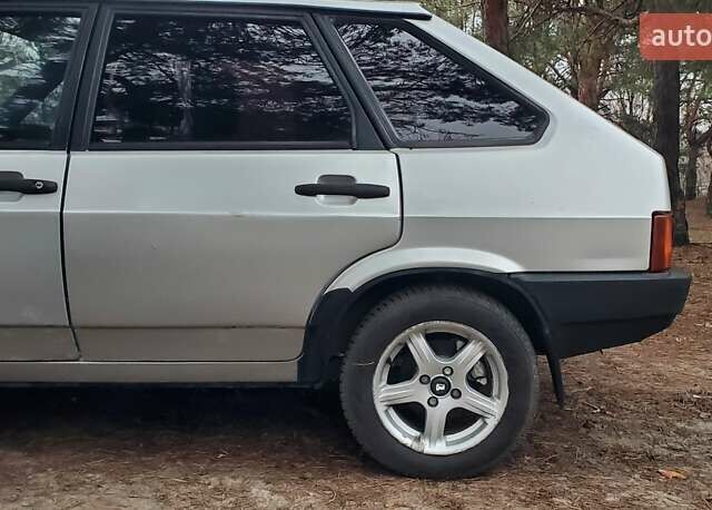 Серый ВАЗ 2109, объемом двигателя 1.5 л и пробегом 200 тыс. км за 1500 $, фото 16 на Automoto.ua