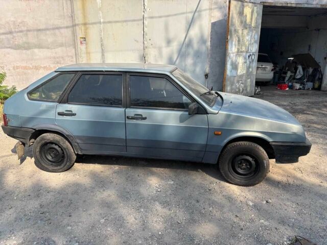 Сірий ВАЗ 2109, об'ємом двигуна 1.5 л та пробігом 55 тис. км за 596 $, фото 4 на Automoto.ua