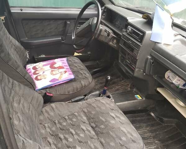 Сірий ВАЗ 2109, об'ємом двигуна 1.5 л та пробігом 280 тис. км за 2000 $, фото 4 на Automoto.ua
