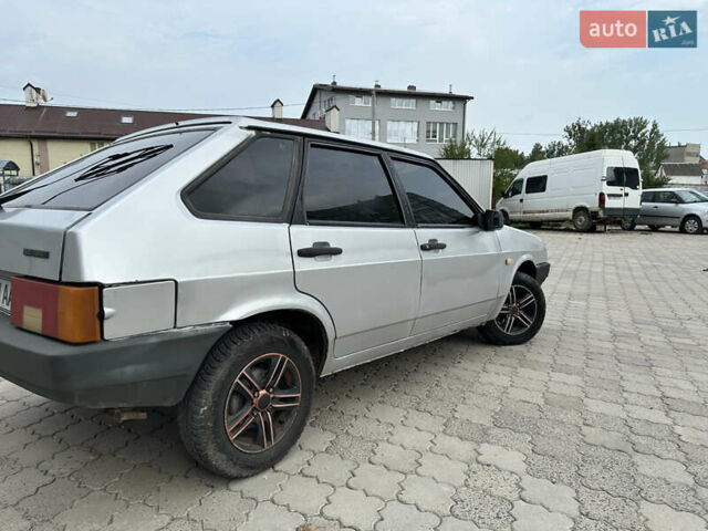 Серый ВАЗ 2109, объемом двигателя 1.5 л и пробегом 235 тыс. км за 1200 $, фото 3 на Automoto.ua