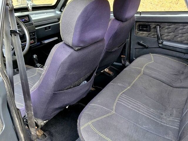 Сірий ВАЗ 2109, об'ємом двигуна 1.5 л та пробігом 230 тис. км за 1350 $, фото 8 на Automoto.ua