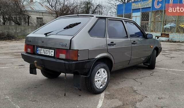 Серый ВАЗ 2109, объемом двигателя 1.5 л и пробегом 100 тыс. км за 800 $, фото 7 на Automoto.ua