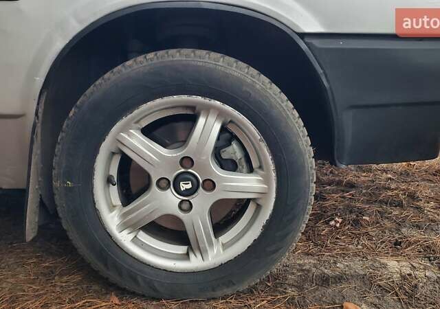 Серый ВАЗ 2109, объемом двигателя 1.5 л и пробегом 200 тыс. км за 1500 $, фото 19 на Automoto.ua