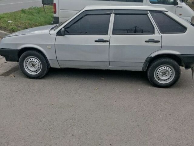 ВАЗ 2109 2002 в Мукачеве на Automoto.ua Серый ВАЗ 2109, объемом двигателя 1.5 л и пробегом 1000 тыс. км за 1461 $, фото 2 на Automoto.ua