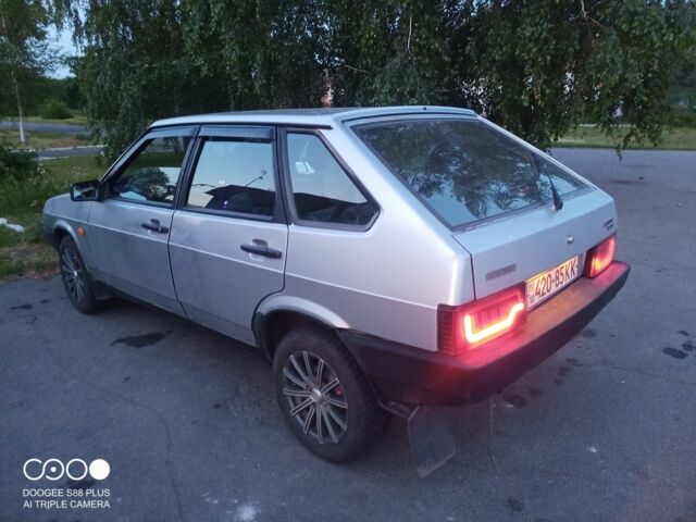Серый ВАЗ 2109, объемом двигателя 0 л и пробегом 141 тыс. км за 1500 $, фото 2 на Automoto.ua