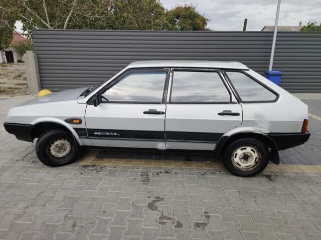 Серый ВАЗ 2109, объемом двигателя 0 л и пробегом 30 тыс. км за 1000 $, фото 2 на Automoto.ua