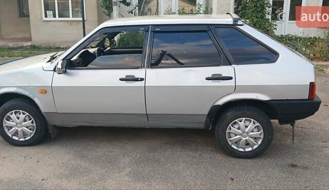 Серый ВАЗ 2109, объемом двигателя 1.5 л и пробегом 100 тыс. км за 1550 $, фото 2 на Automoto.ua