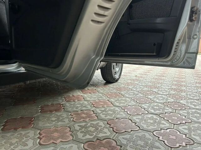 Серый ВАЗ 2109, объемом двигателя 1.5 л и пробегом 289 тыс. км за 1000 $, фото 5 на Automoto.ua