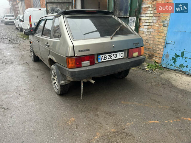 Серый ВАЗ 2109, объемом двигателя 1.5 л и пробегом 225 тыс. км за 700 $, фото 3 на Automoto.ua