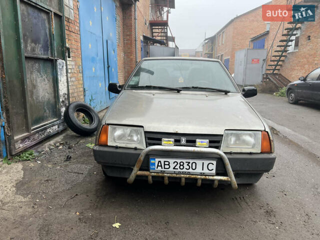 Серый ВАЗ 2109, объемом двигателя 1.5 л и пробегом 225 тыс. км за 700 $, фото 4 на Automoto.ua