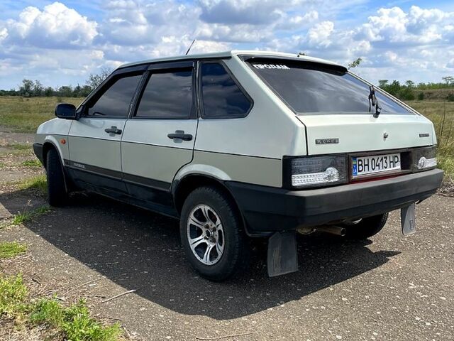 Сірий ВАЗ 2109, об'ємом двигуна 1.5 л та пробігом 260 тис. км за 2500 $, фото 4 на Automoto.ua