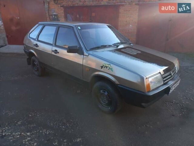 Серый ВАЗ 2109, объемом двигателя 1.5 л и пробегом 252 тыс. км за 800 $, фото 2 на Automoto.ua