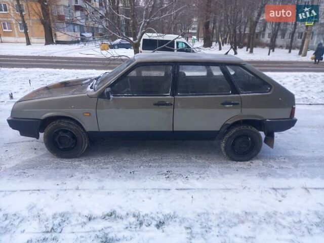 Сірий ВАЗ 2109, об'ємом двигуна 1.5 л та пробігом 250 тис. км за 600 $, фото 3 на Automoto.ua