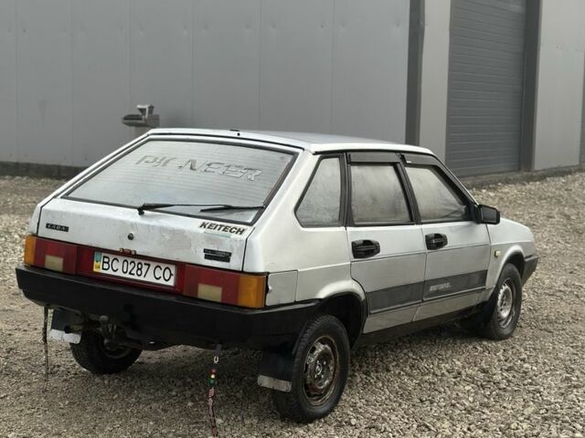 Серый ВАЗ 2109, объемом двигателя 1.5 л и пробегом 280 тыс. км за 550 $, фото 1 на Automoto.ua